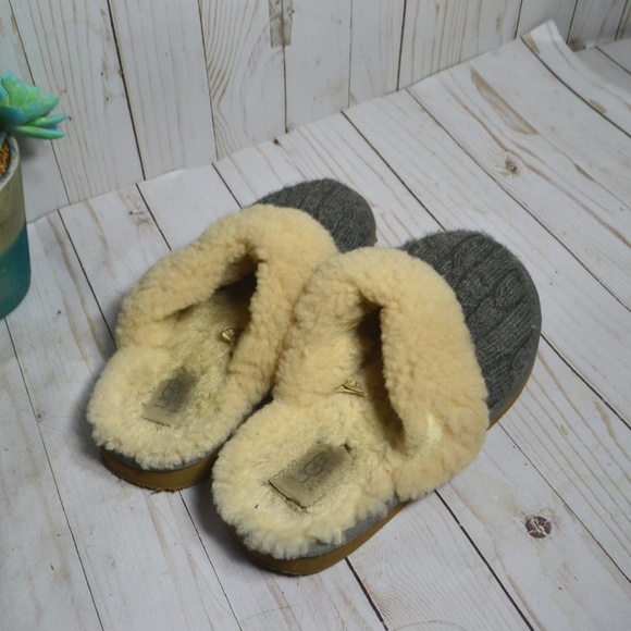 UGG AUSTRALIA 1865 Cozy Knit Slippers Gray - Picture 2 of 5